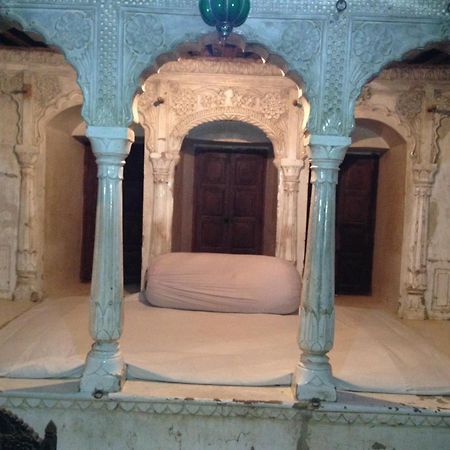 Отель Narayan Niwas Castle Ramgarh Shekhawati Номер фото