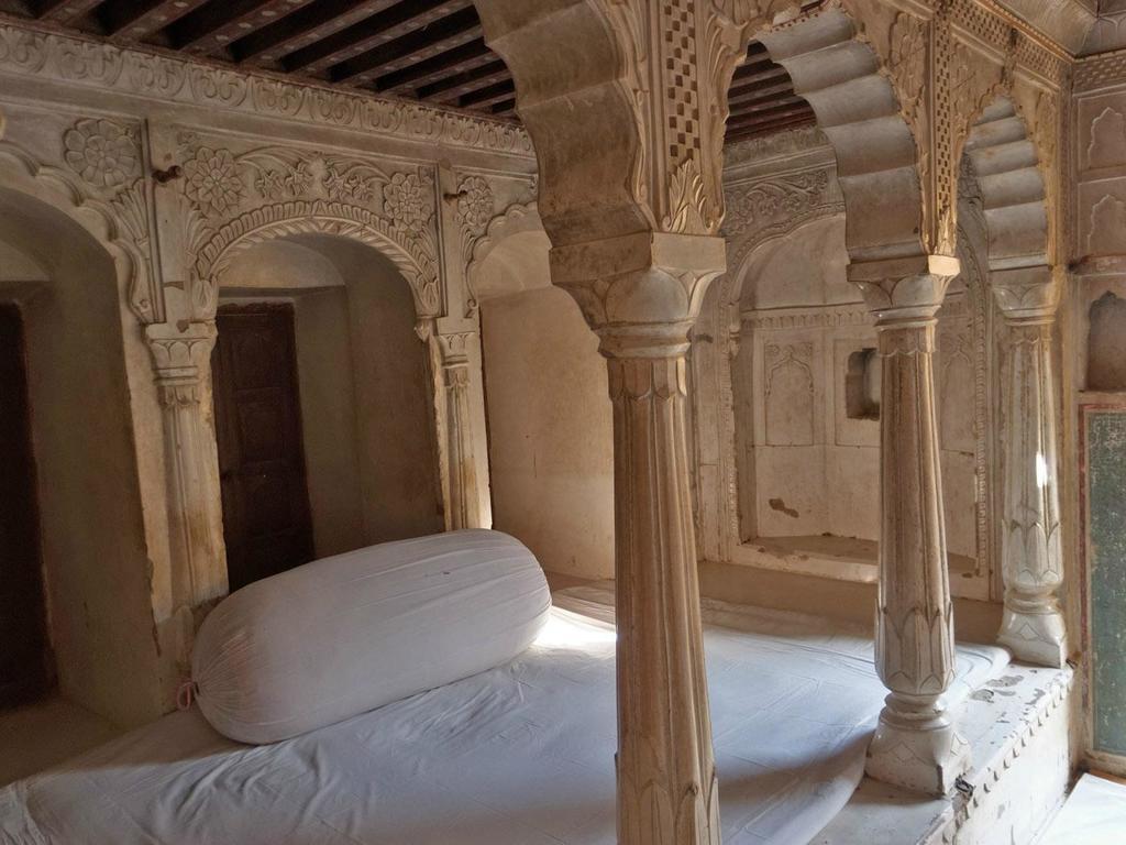 Отель Narayan Niwas Castle Ramgarh Shekhawati Номер фото
